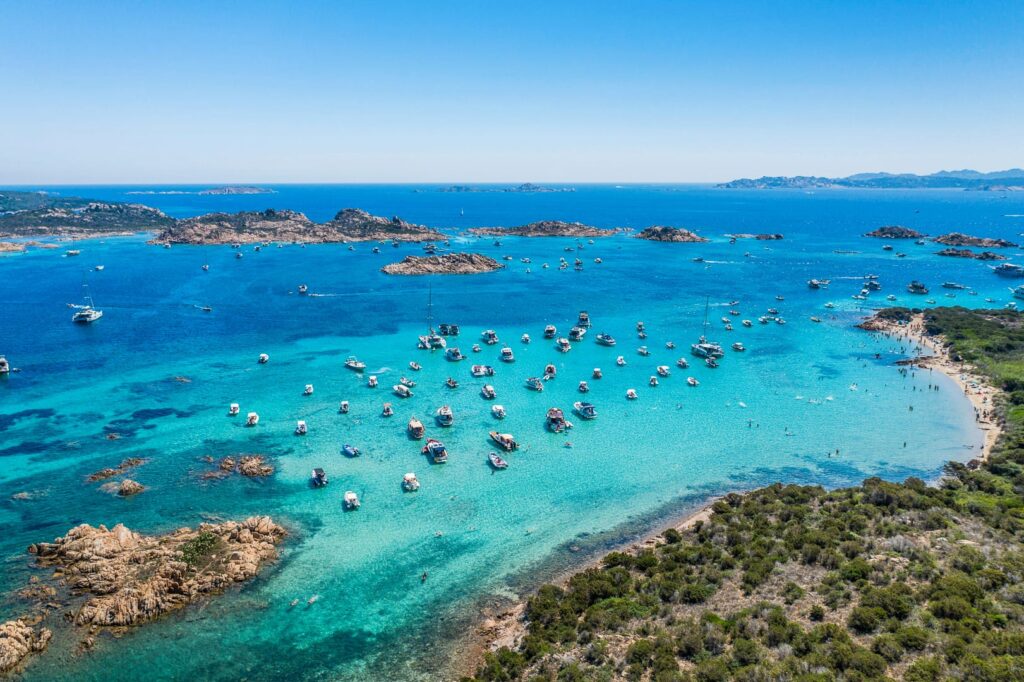 Descubre la gastronomía italiana viajando en ferry: sabores y destinos que enamoran